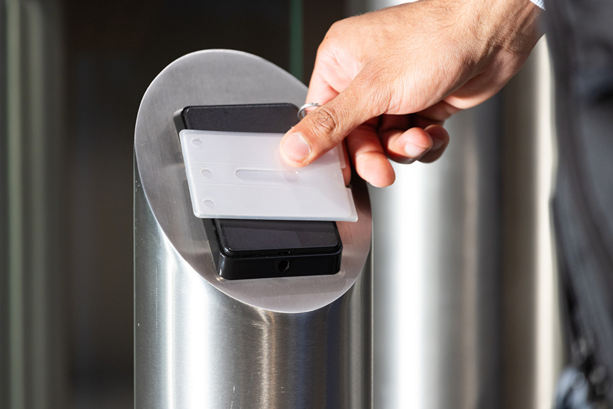 Zutritts­kontrolle bei Elektro Meyer GmbH in Dipperz
